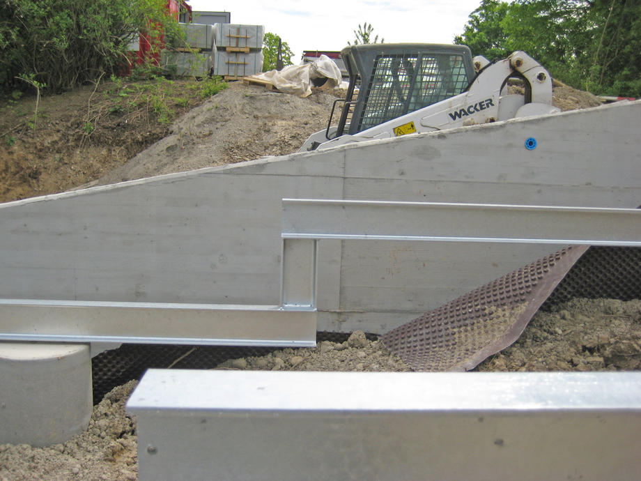 Ortbetonmauer als seitlicher Abschluss