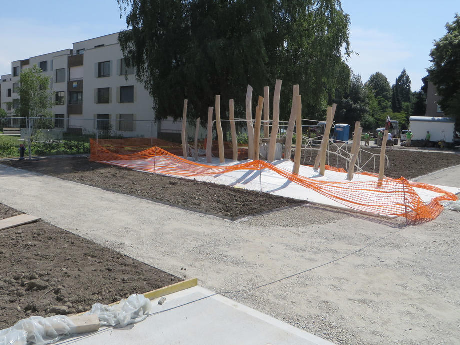 Schutzabdeckung vor Einbau Schwarzbelag